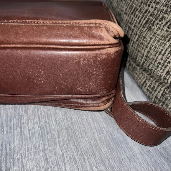Vintage Coach Elegant Dark Brown Leather Briefcase - Picture 10 of 12